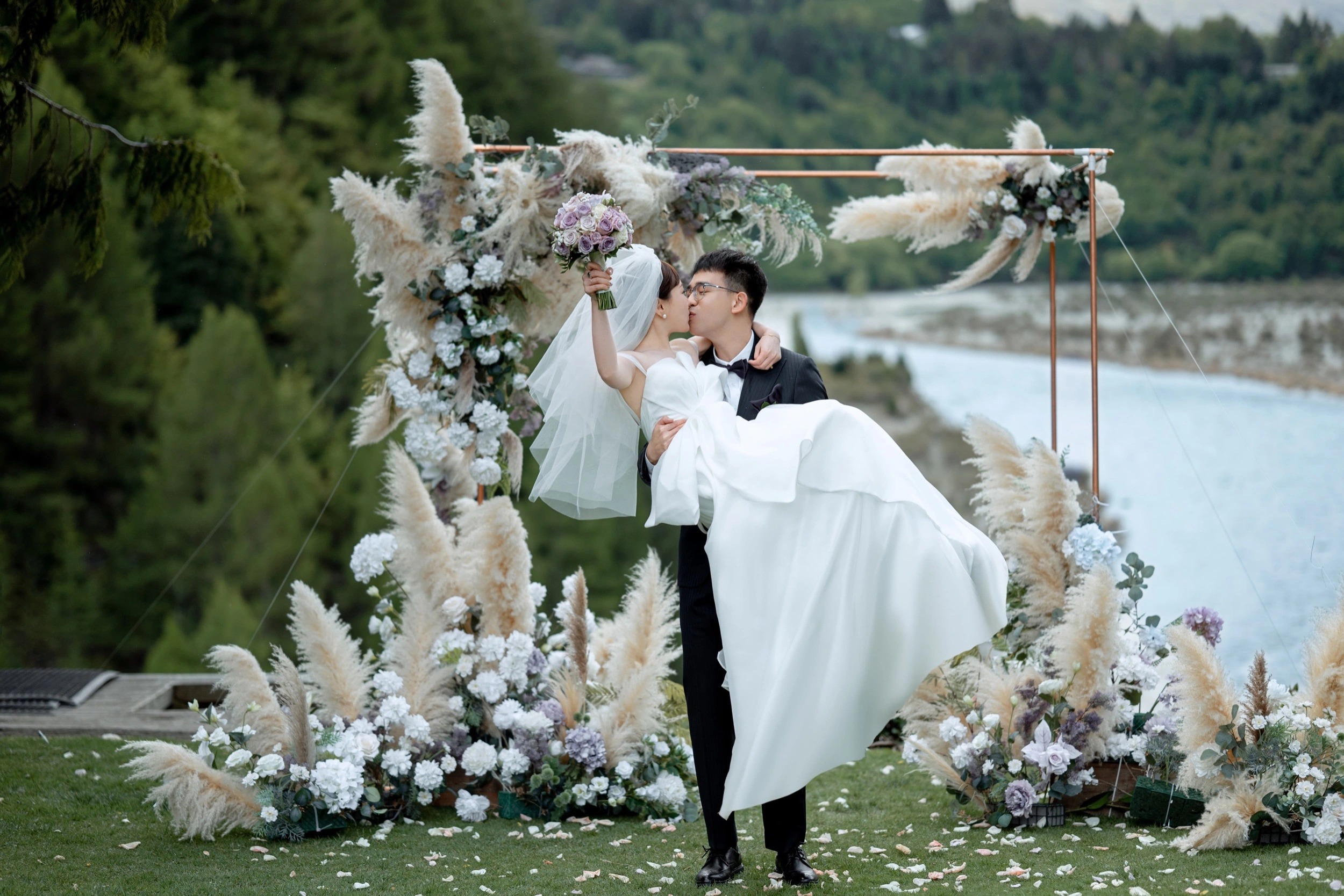 皇后镇峡谷婚礼(婚礼仪式)