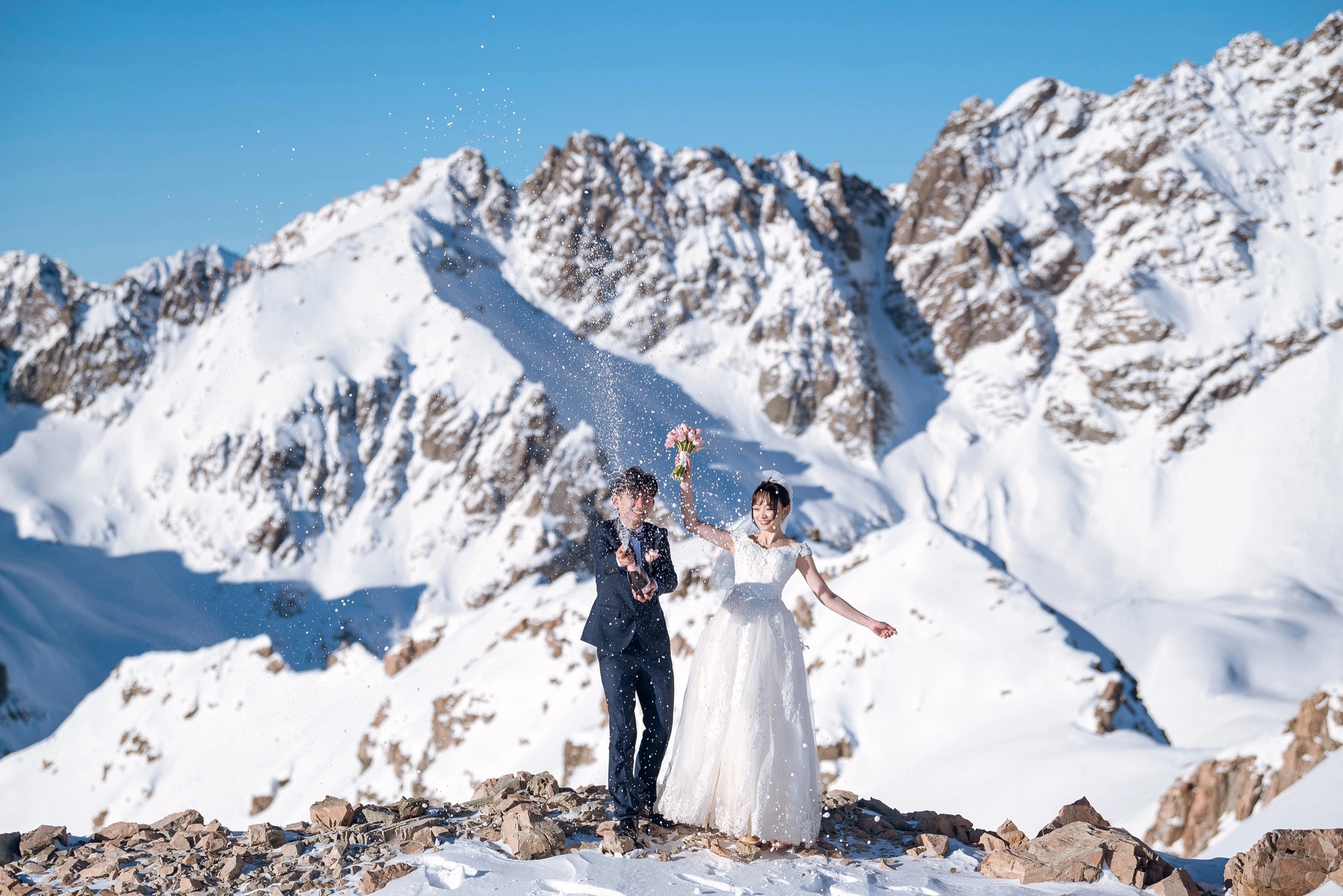 库克雪山直升机婚礼(婚礼仪式)