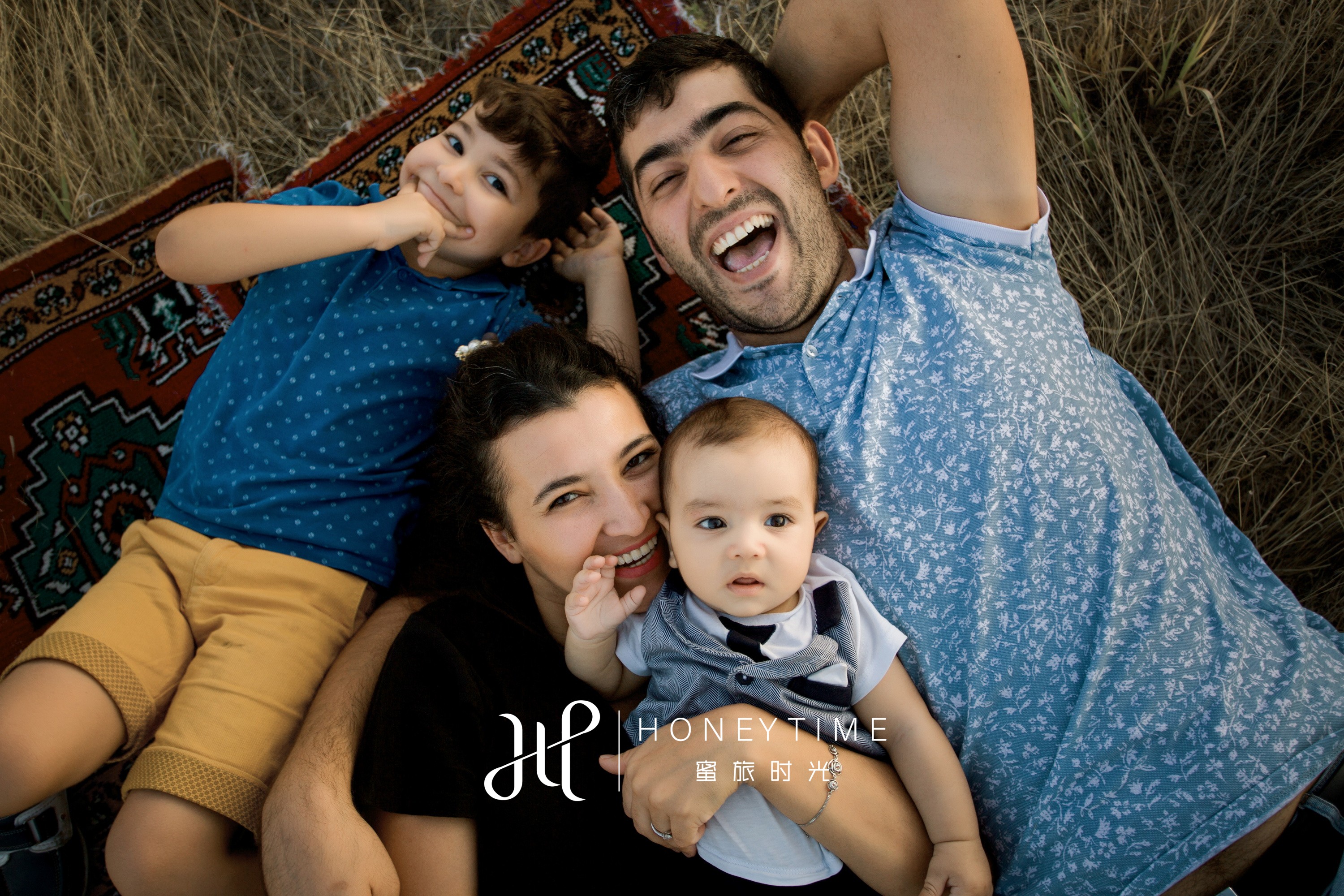 土耳其工作室邻居全家福