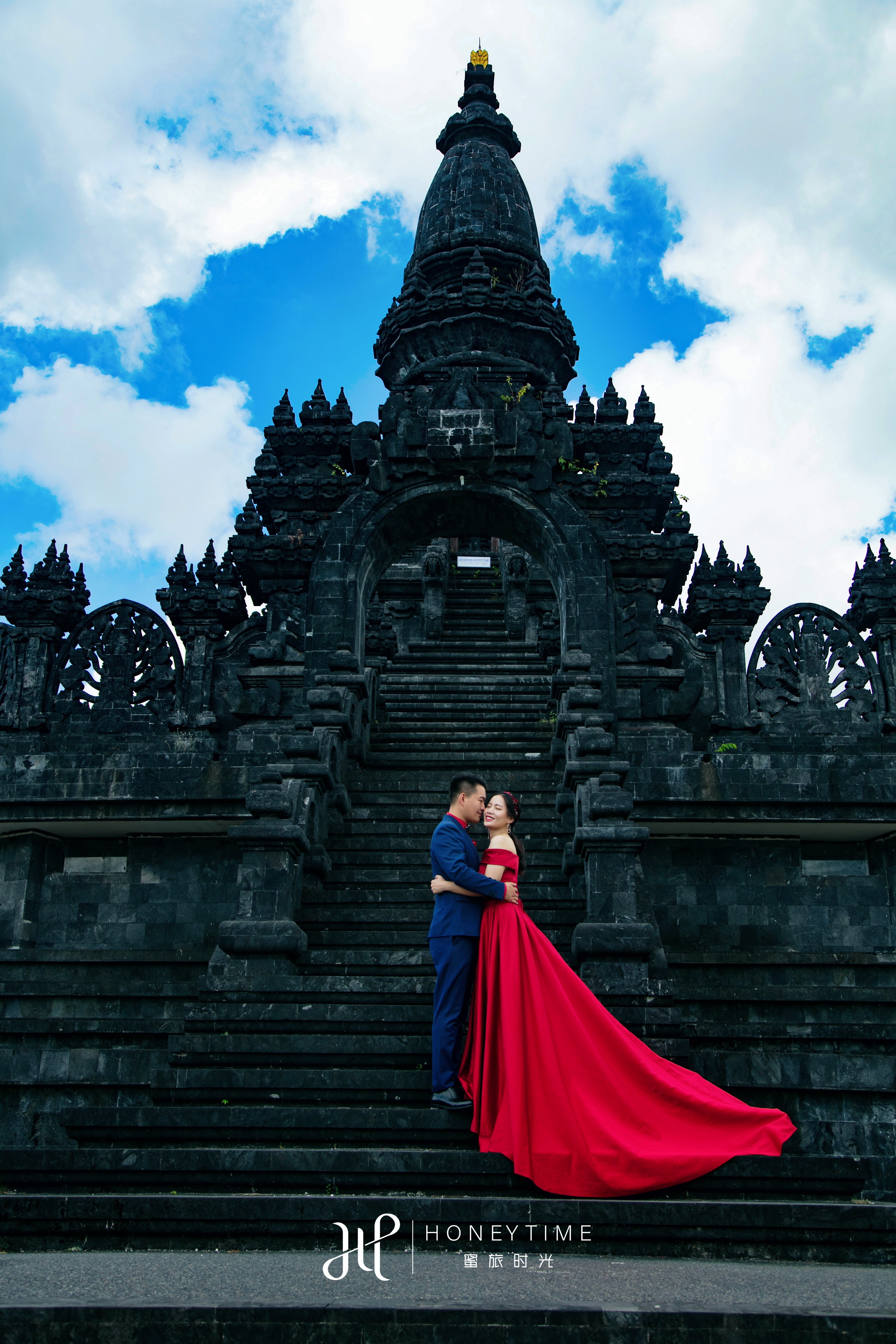 L&L( 巴厘岛高尔夫悬崖海景婚礼+婚纱照)