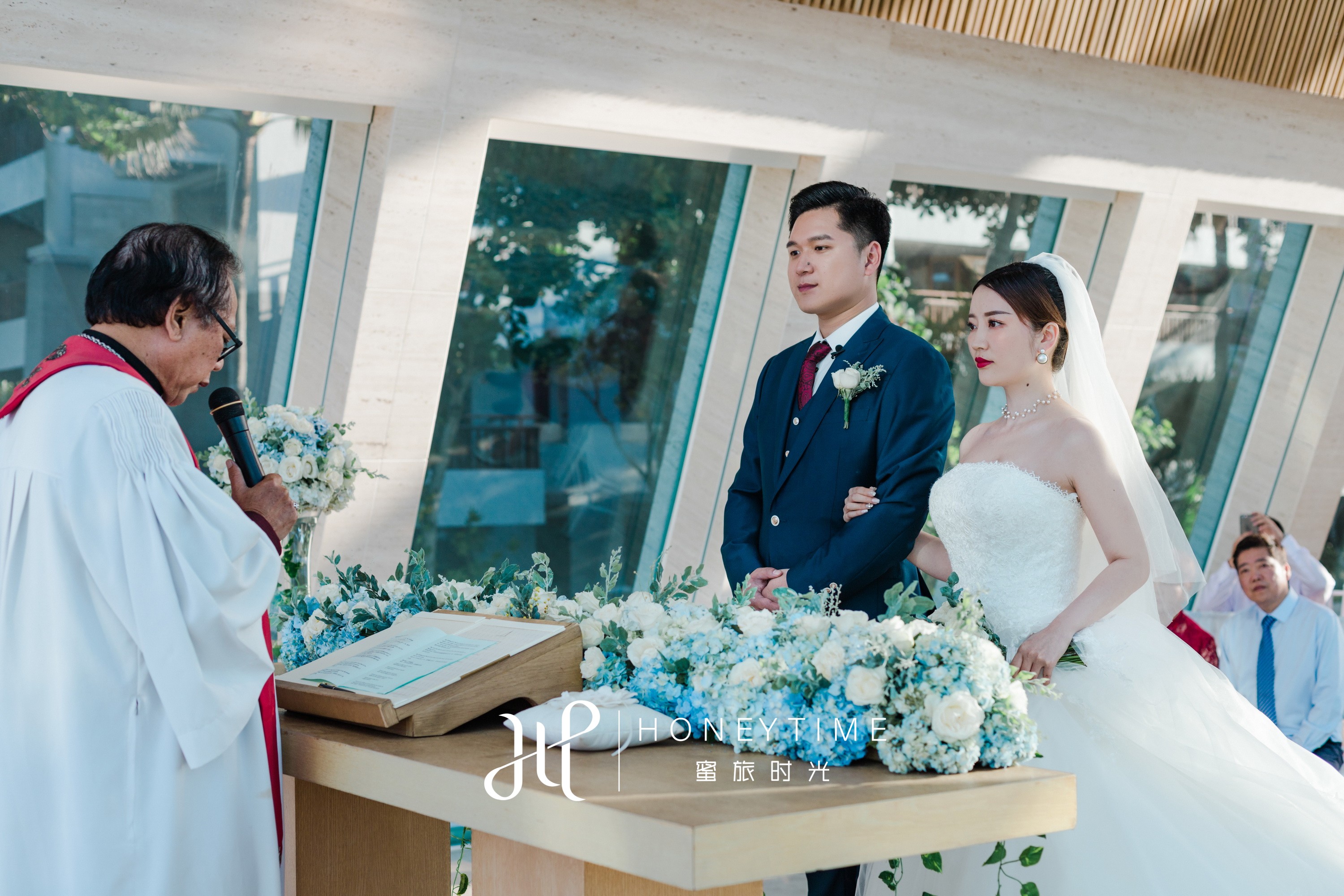 T&L(巴厘岛港丽教堂婚礼+婚纱照)