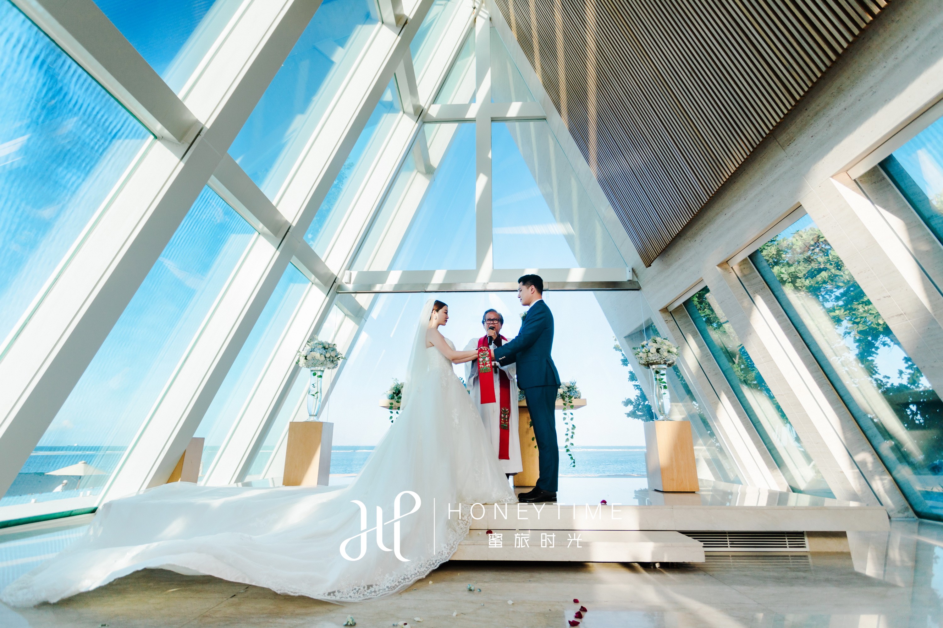 T&L(巴厘岛港丽教堂婚礼+婚纱照)