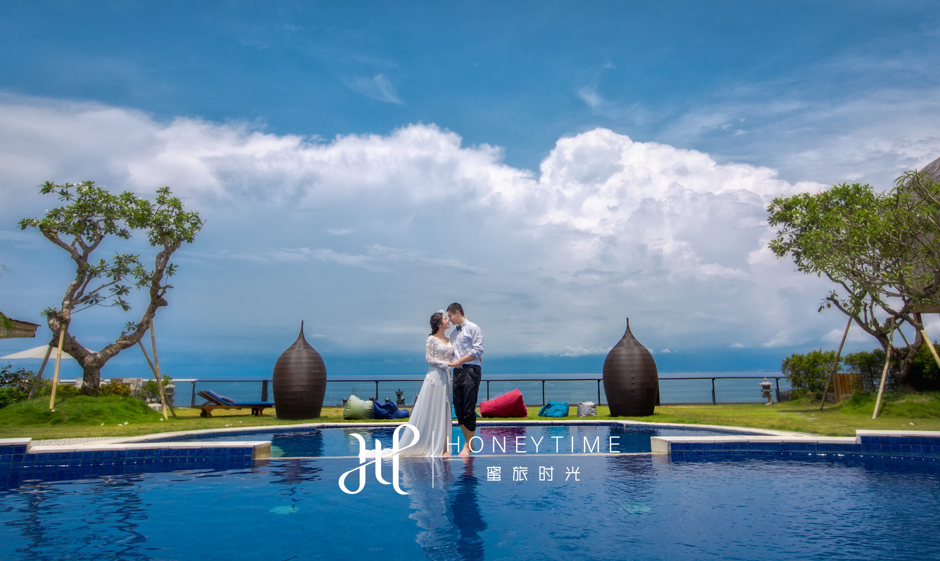 巴厘岛酒店泳池别墅