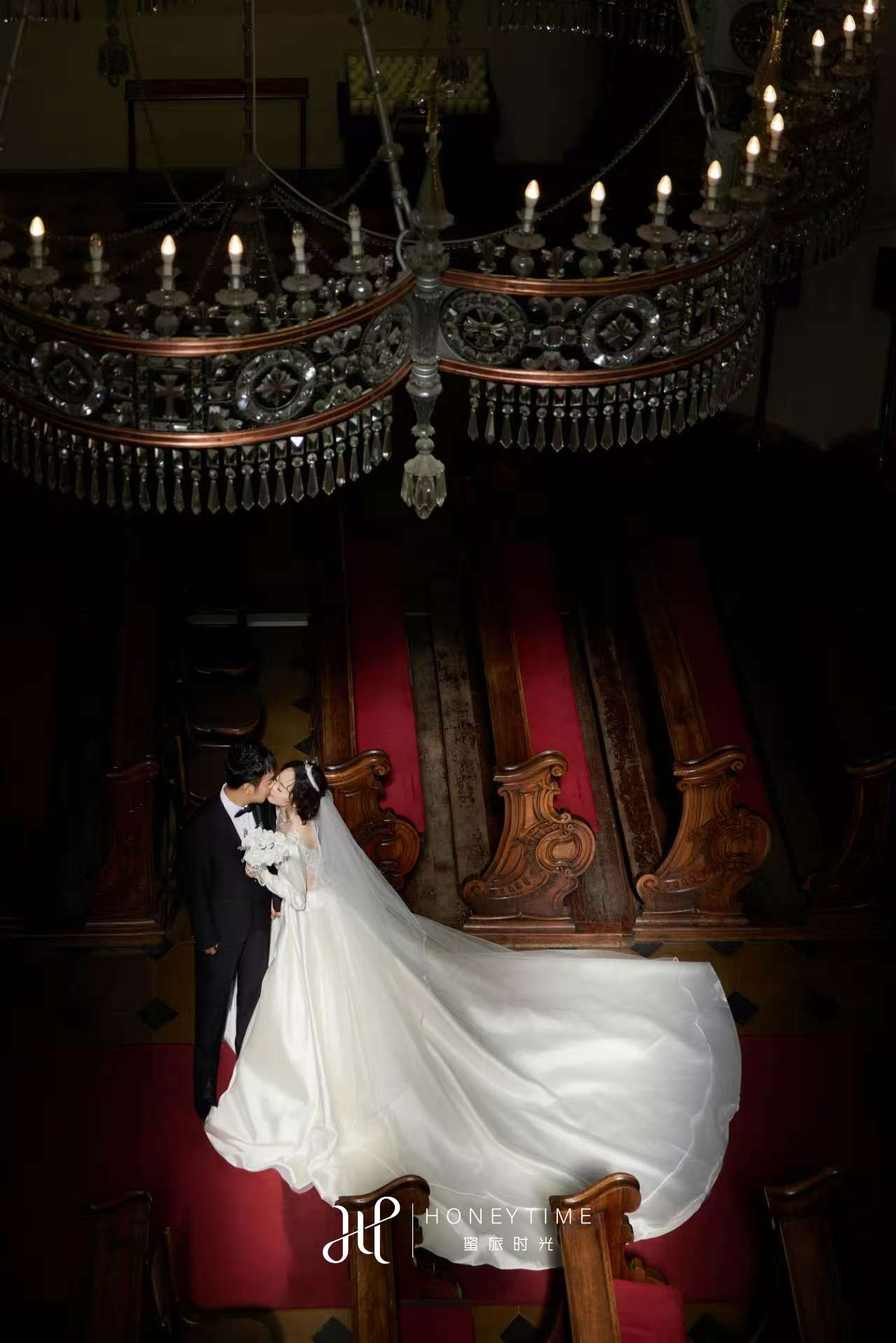 F&T(圣尼古拉斯教堂)