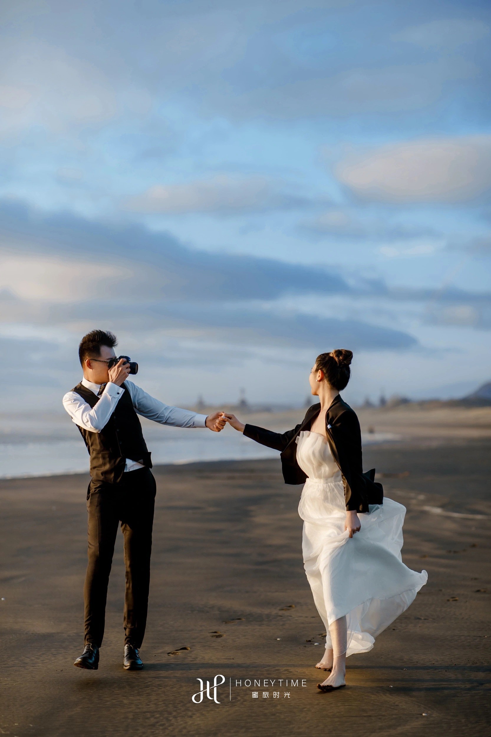 奥克兰乌岛黑沙滩