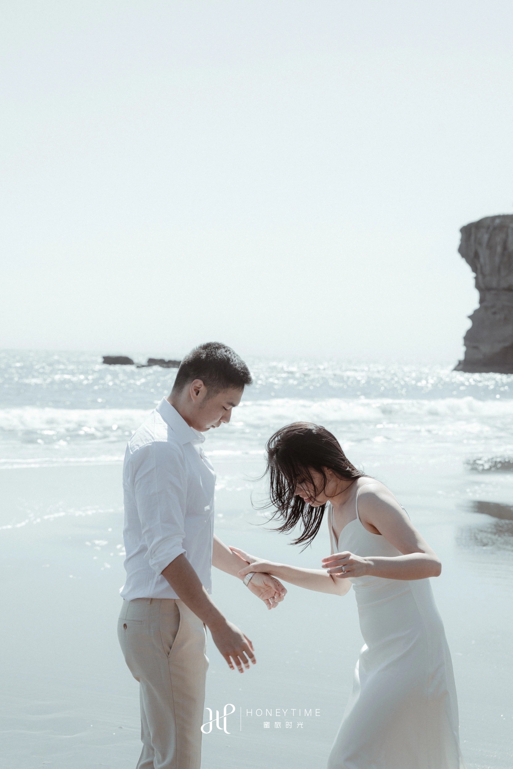 奥克兰乌岛黑沙滩