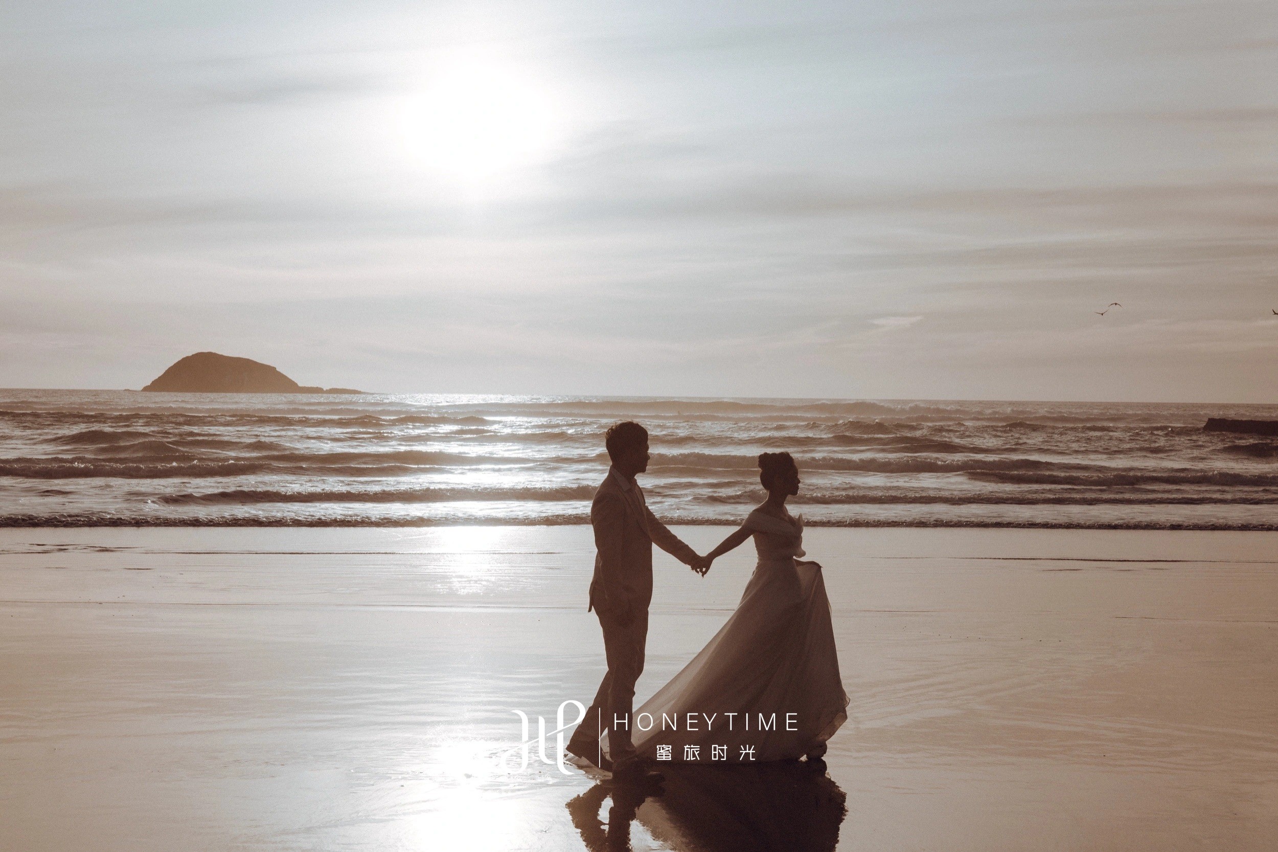 奥克兰乌岛黑沙滩