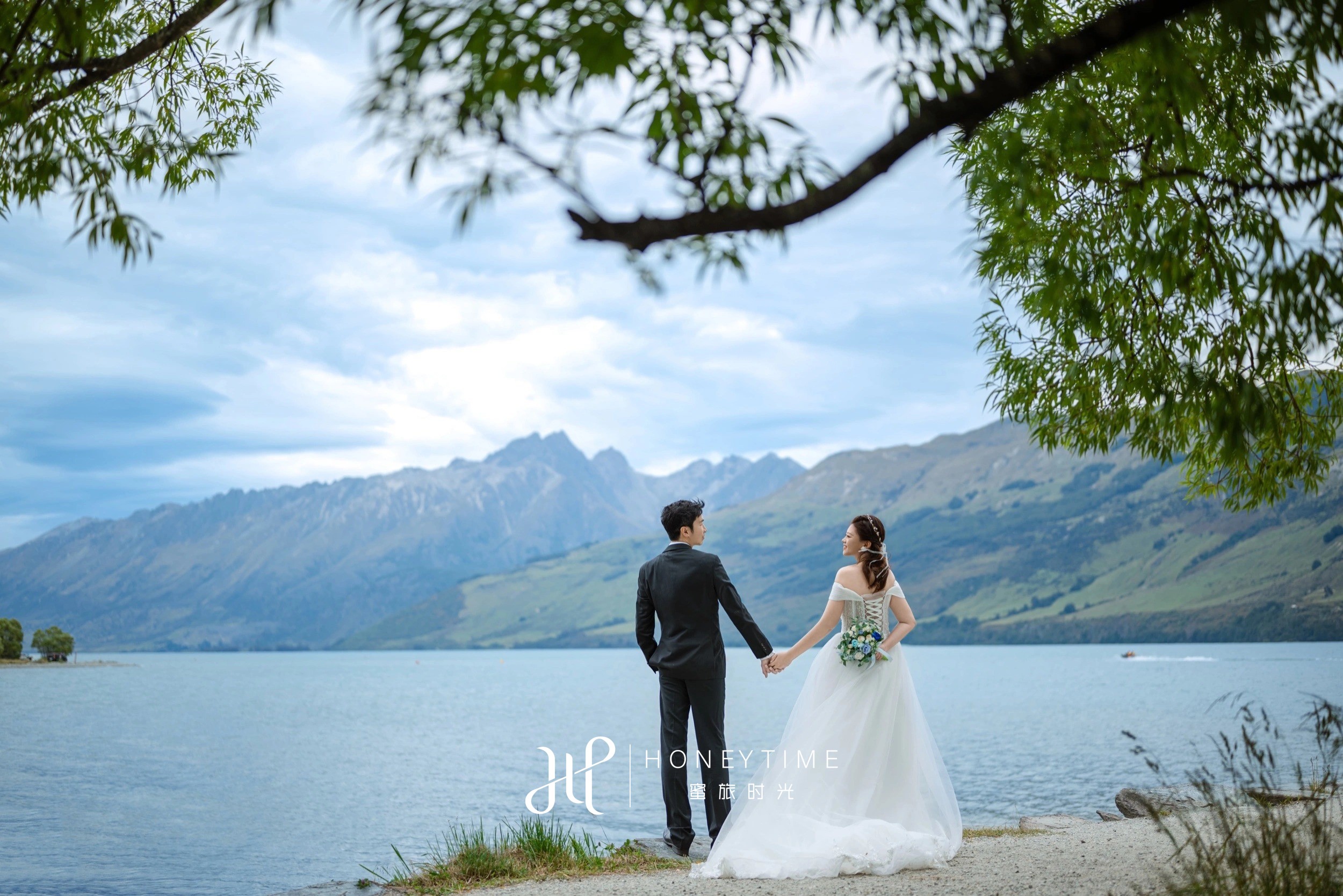 格林诺奇湖边与码头