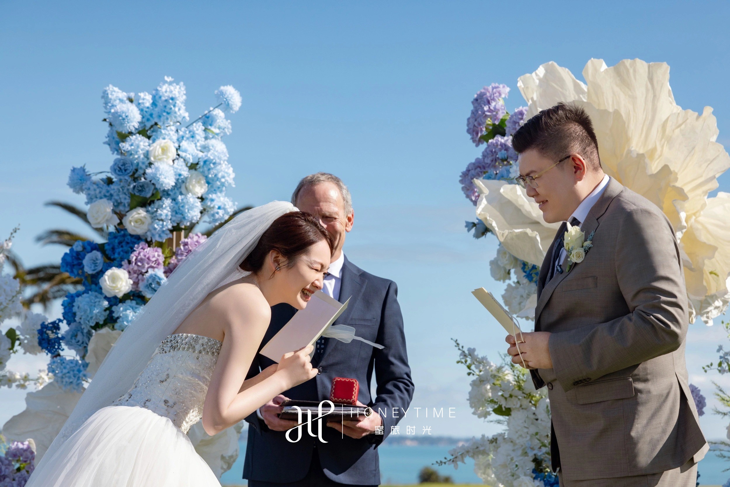 新西兰奥克兰海景高尔夫草坪婚礼(婚礼仪式)