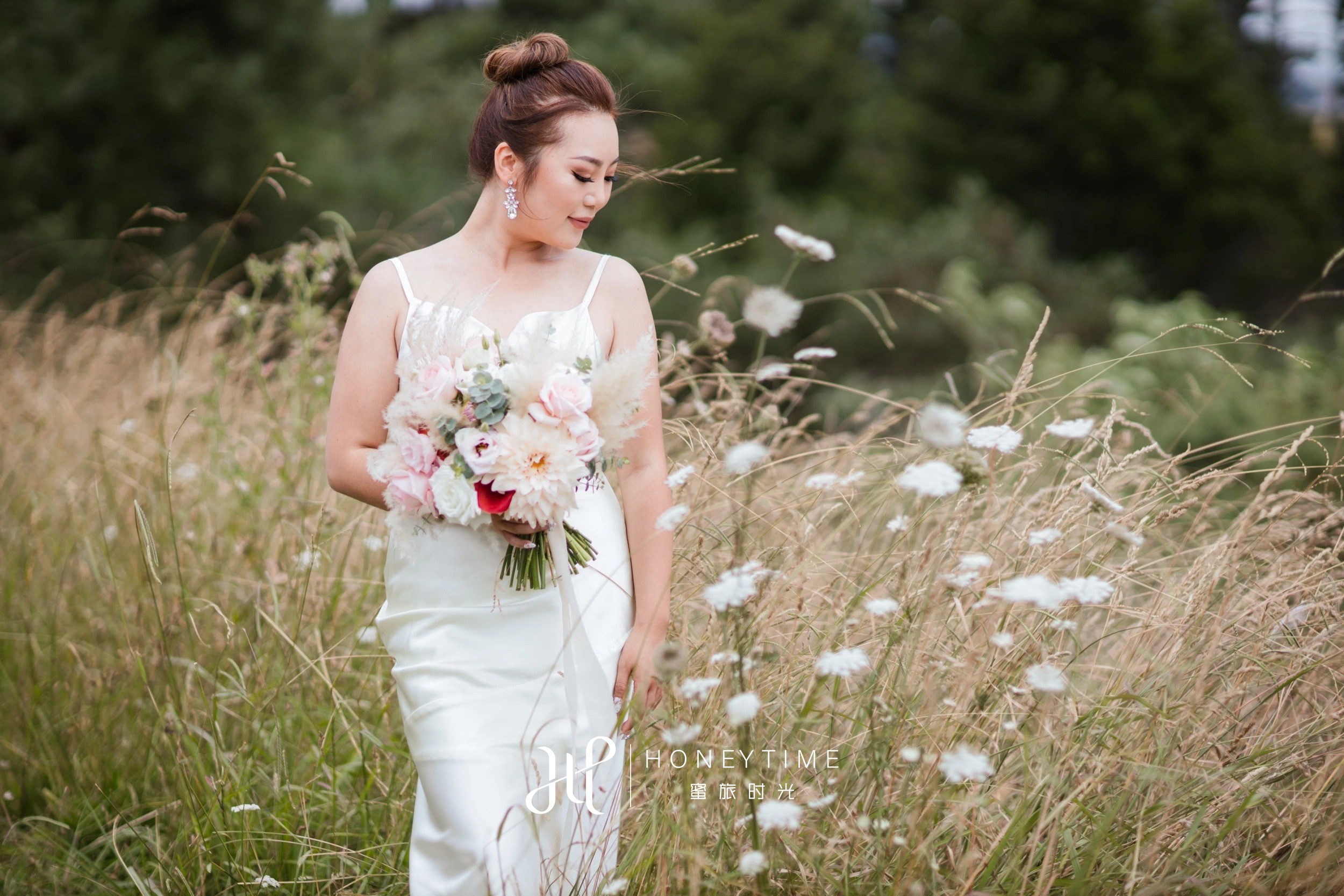 新西兰奥克兰海景高尔夫草坪婚礼(外景拍摄)