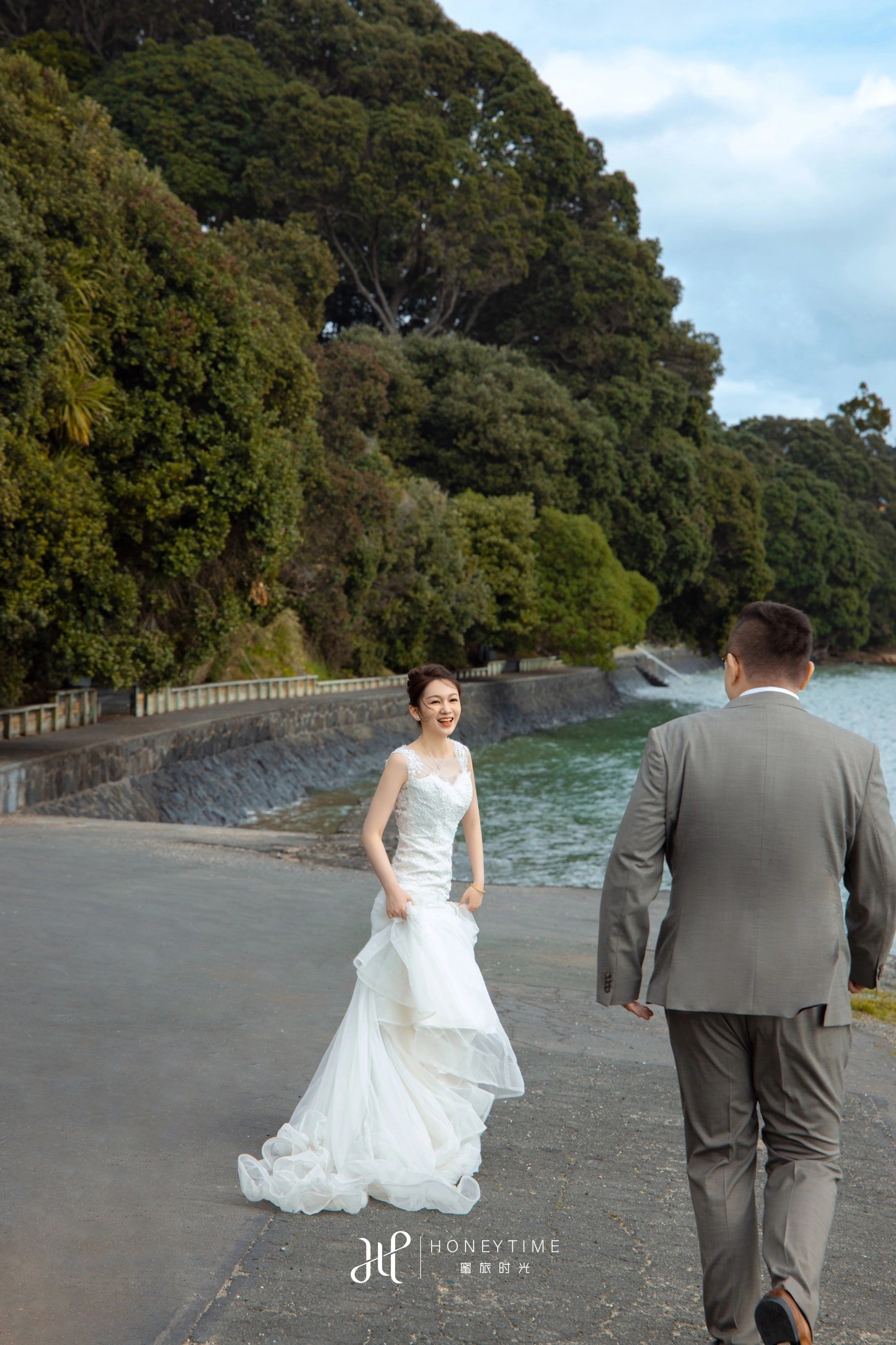 新西兰奥克兰海景高尔夫草坪婚礼(外景拍摄)