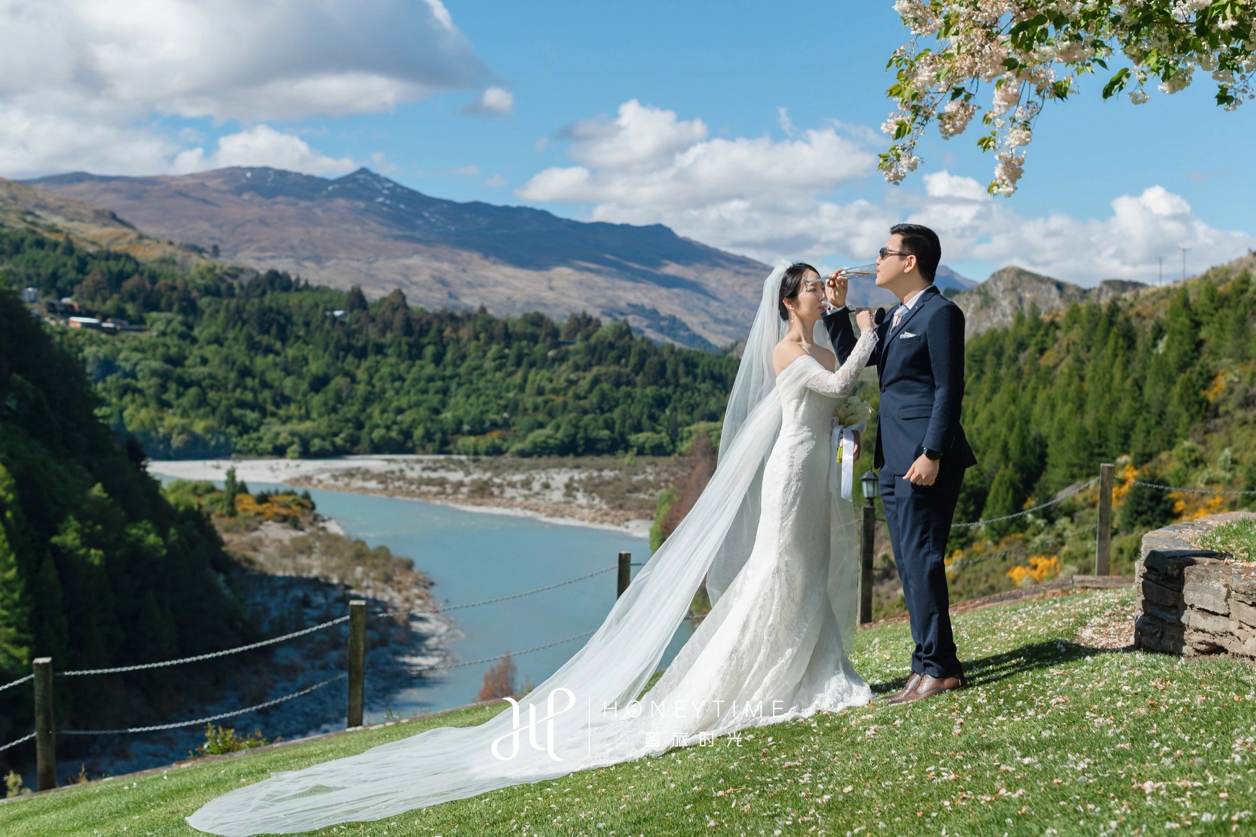 皇后镇峡谷婚礼(婚礼仪式)