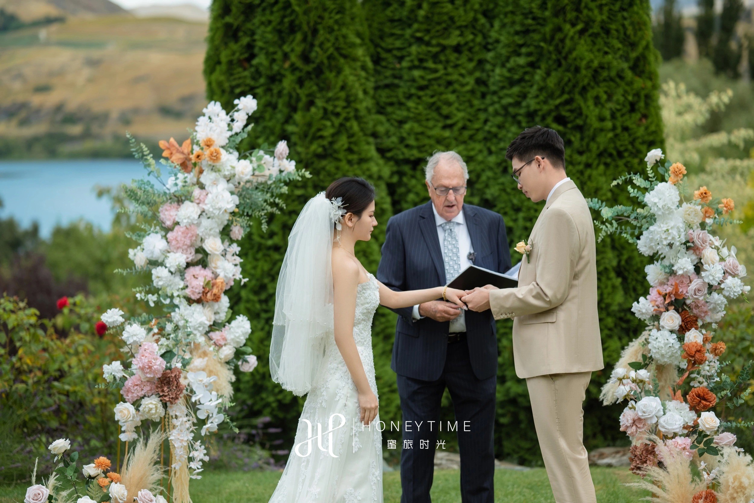 皇后镇庄园户外婚礼(婚礼仪式)