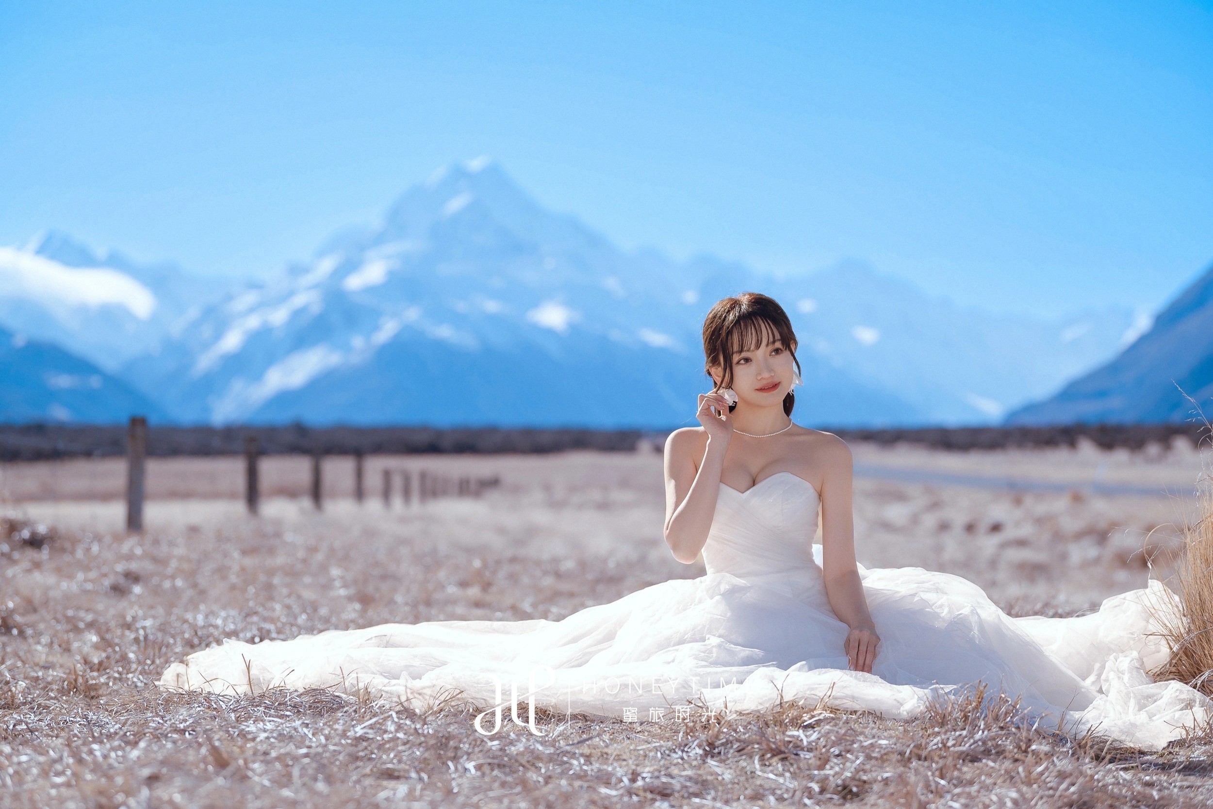 库克雪山直升机婚礼(外景拍摄)