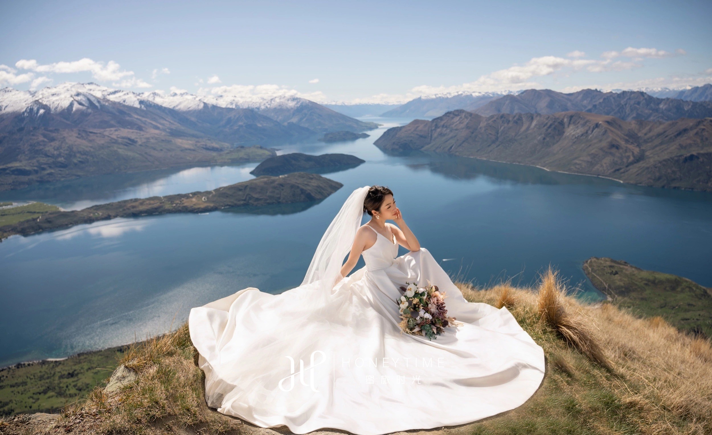 瓦纳卡山顶直升机婚礼(婚礼仪式)