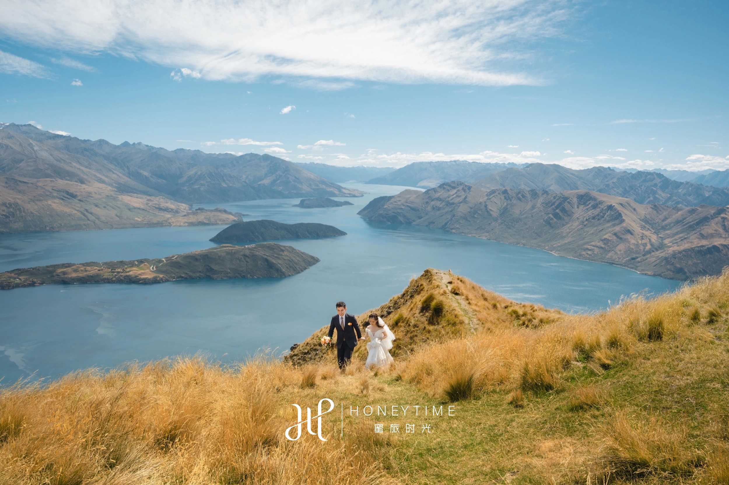 瓦纳卡山顶直升机婚礼(婚礼仪式)