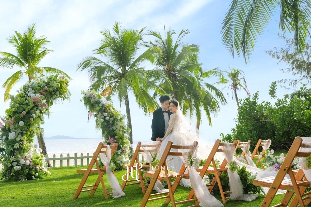 三亚湾草坪婚礼